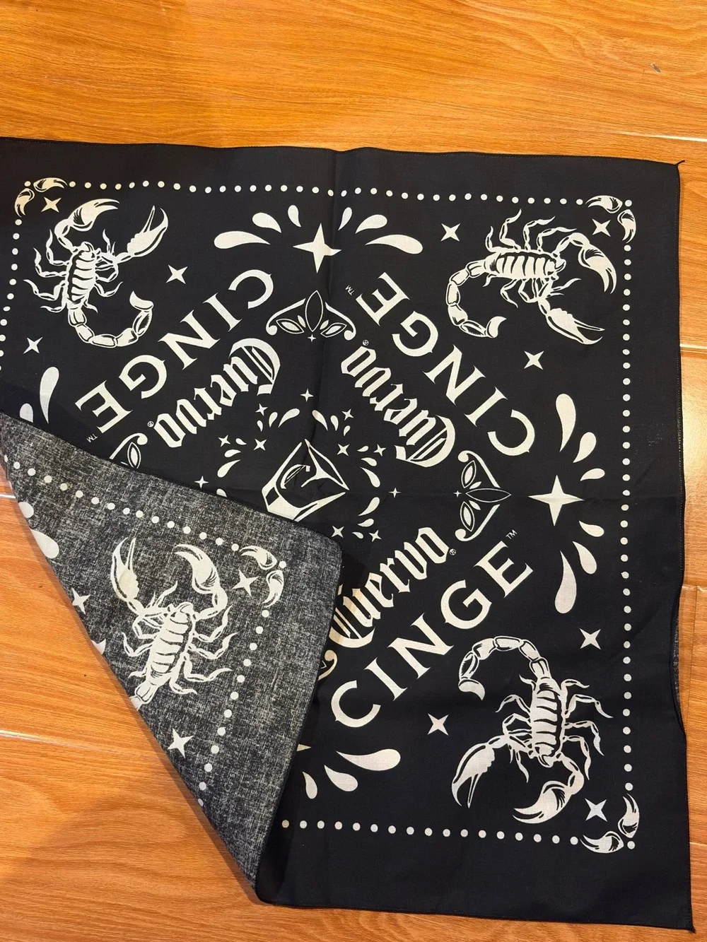Never Use Vintage Jose Cuervo Cinge Tequila Bandana Scorpion Biker Scarf-21”